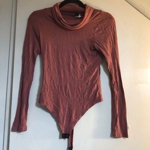 Windsor- Mauve Ribbed Turtleneck Body suit
